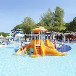 Kustur Club Village 5*