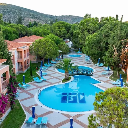Üdülőközpont Kustur Club Village